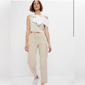 Gap high rise runaround pants